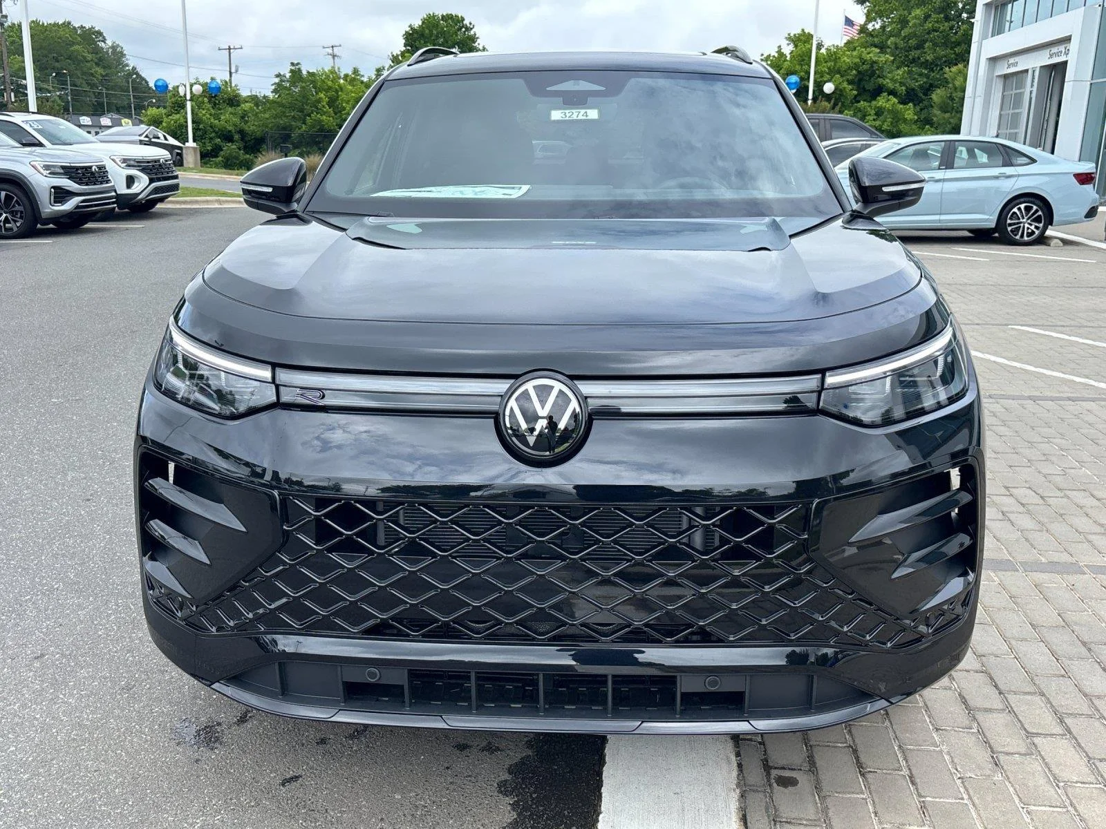 New 2026  Volkswagen SE R-Line Black image 8