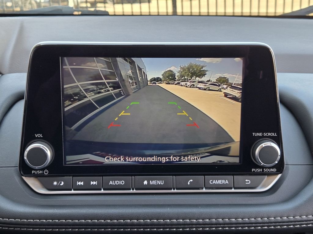 Used 2023 Gray Nissan SV image 14