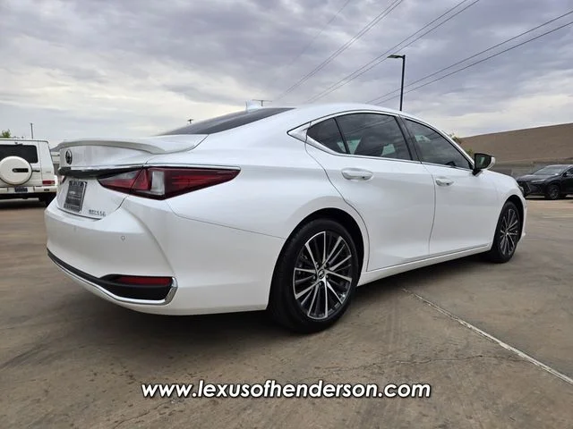 Certified Used 2025 White Lexus 300h image 7