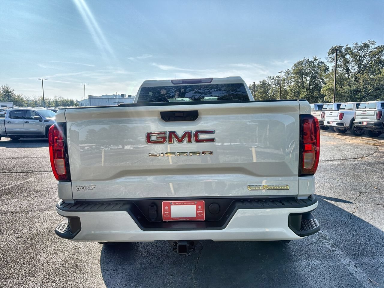 Used 2024 Summit White GMC Elevation image 7