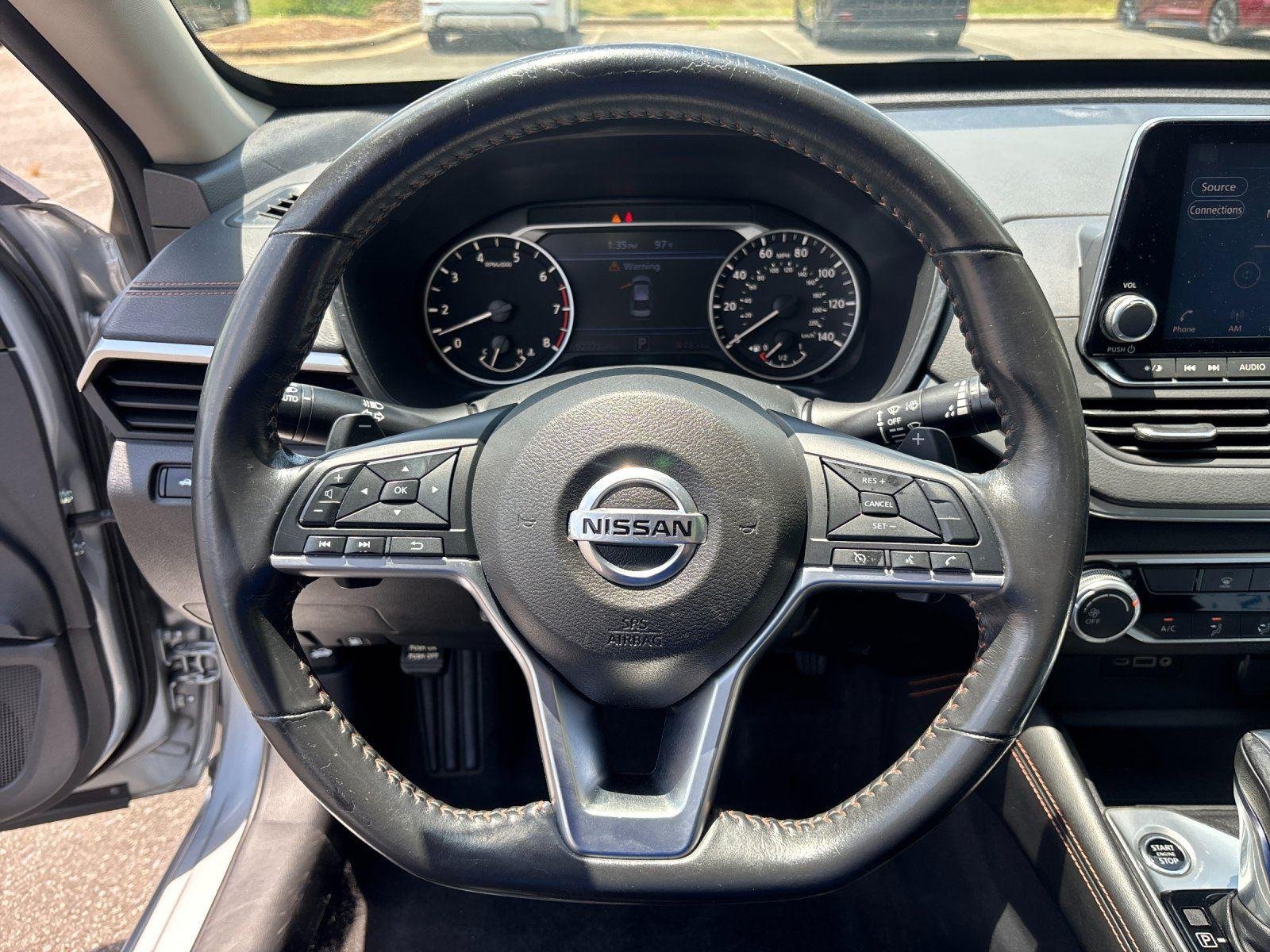 Used 2022 Brilliant Silver Metallic Nissan 2.5 SR image 18