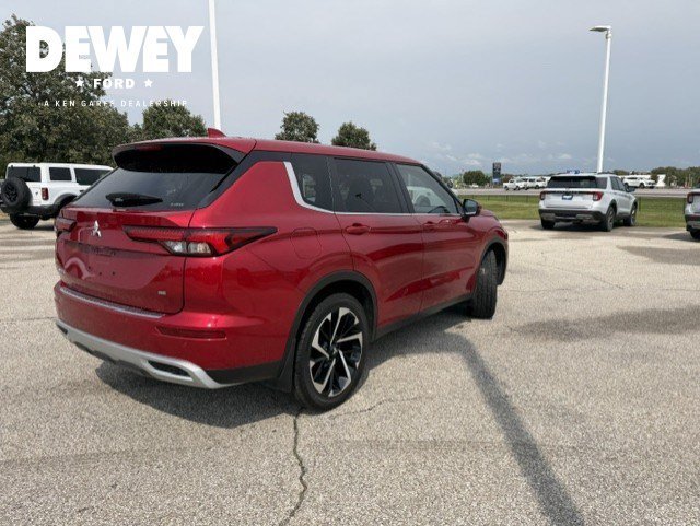 Used 2023 Red Mitsubishi SE Black Edition image 7