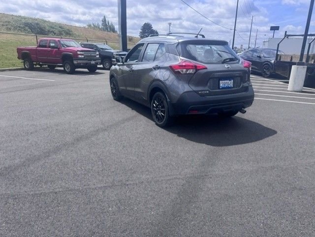 Used 2018 Gun Metallic Nissan S image 7