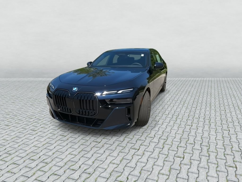 New 2026 Carbon Black Metallic BMW 750e xDrive image 3