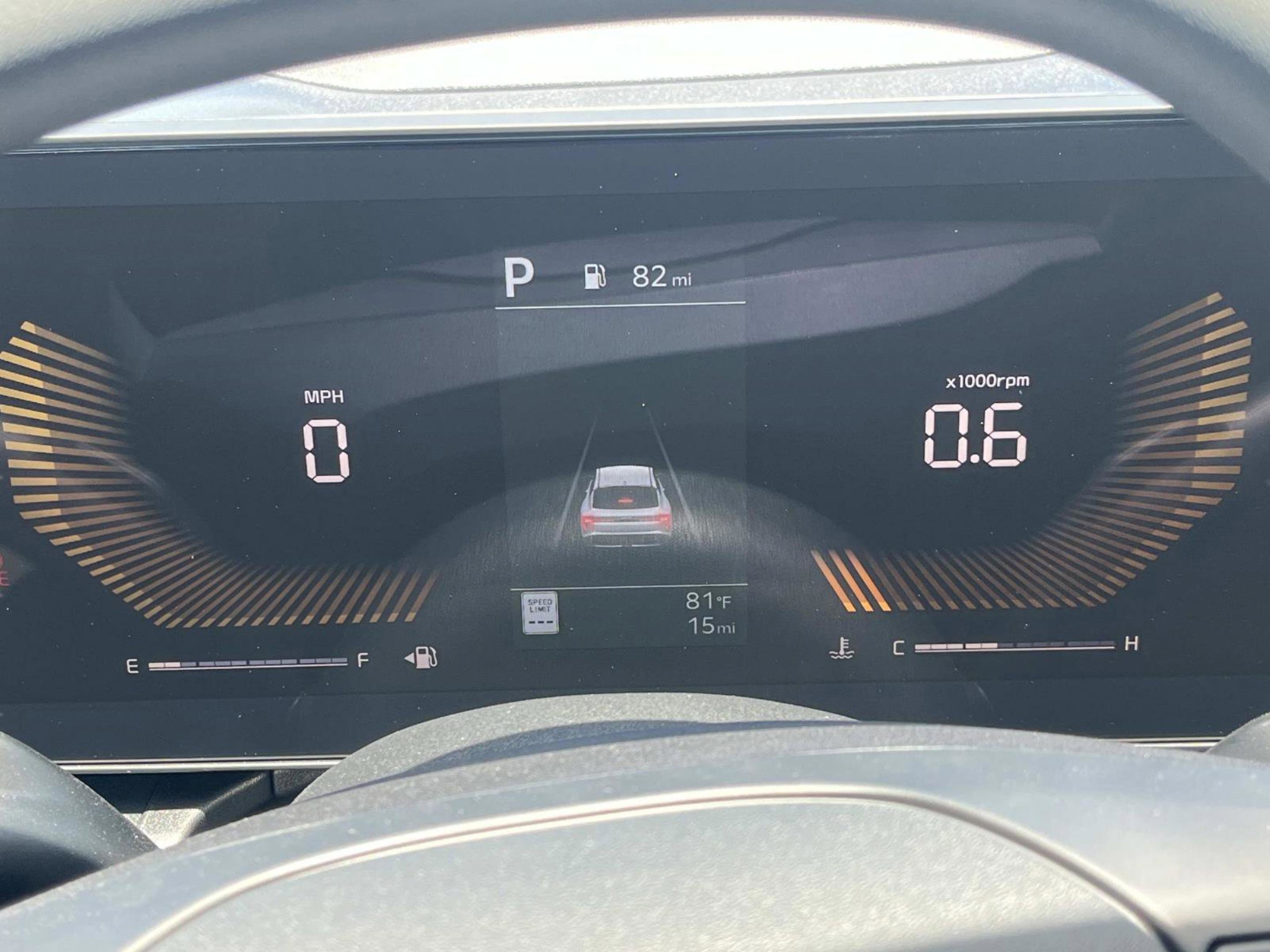 New 2026 Snow White Pearl Kia LX image 31