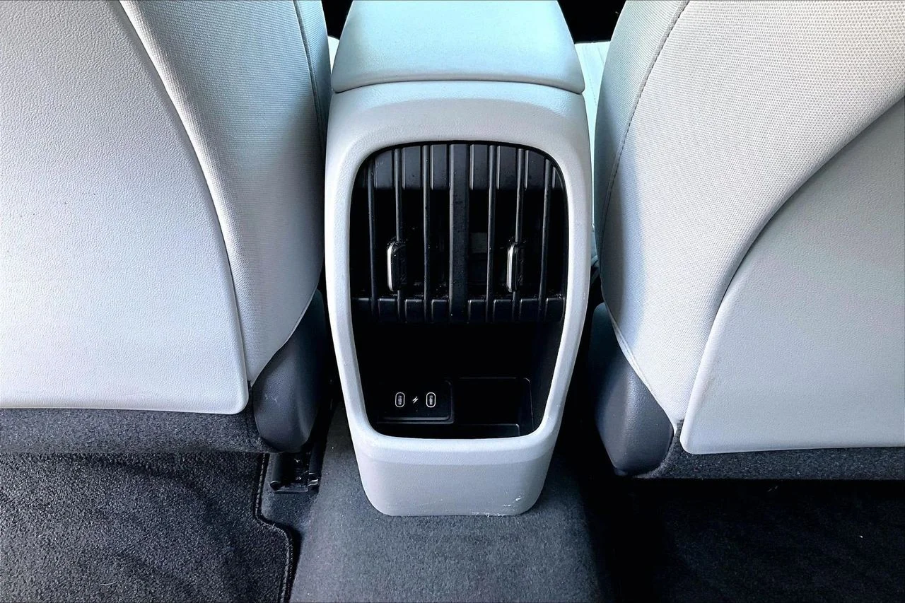 Certified Used 2024 Gray Hyundai SEL image 16