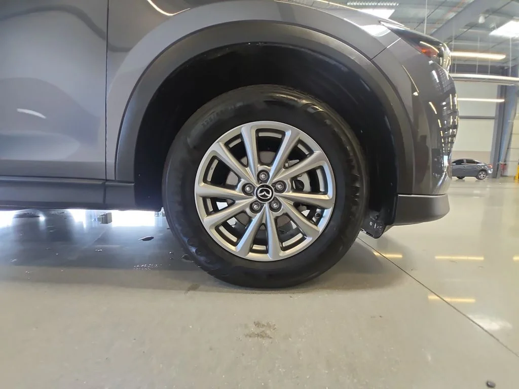 Used 2022 Gray Mazda 2.5 S Preferred Package image 28