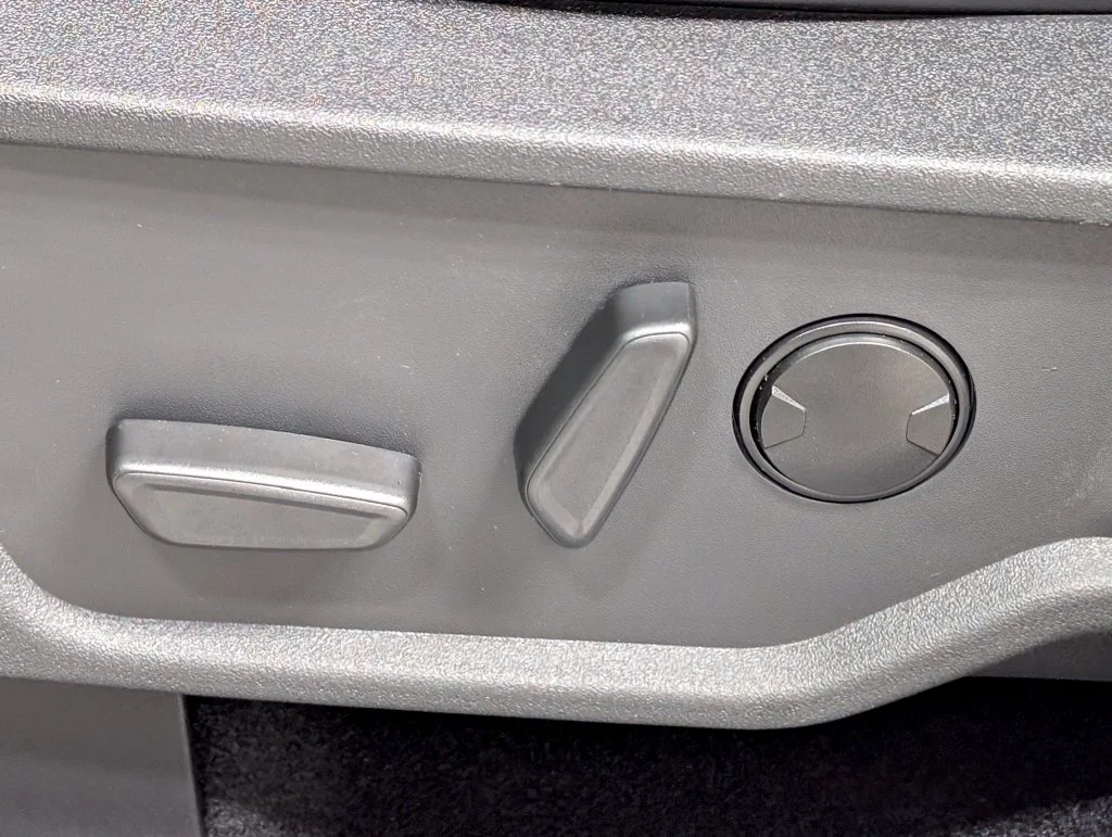 New 2026 Oxford White Ford Badlands® image 13