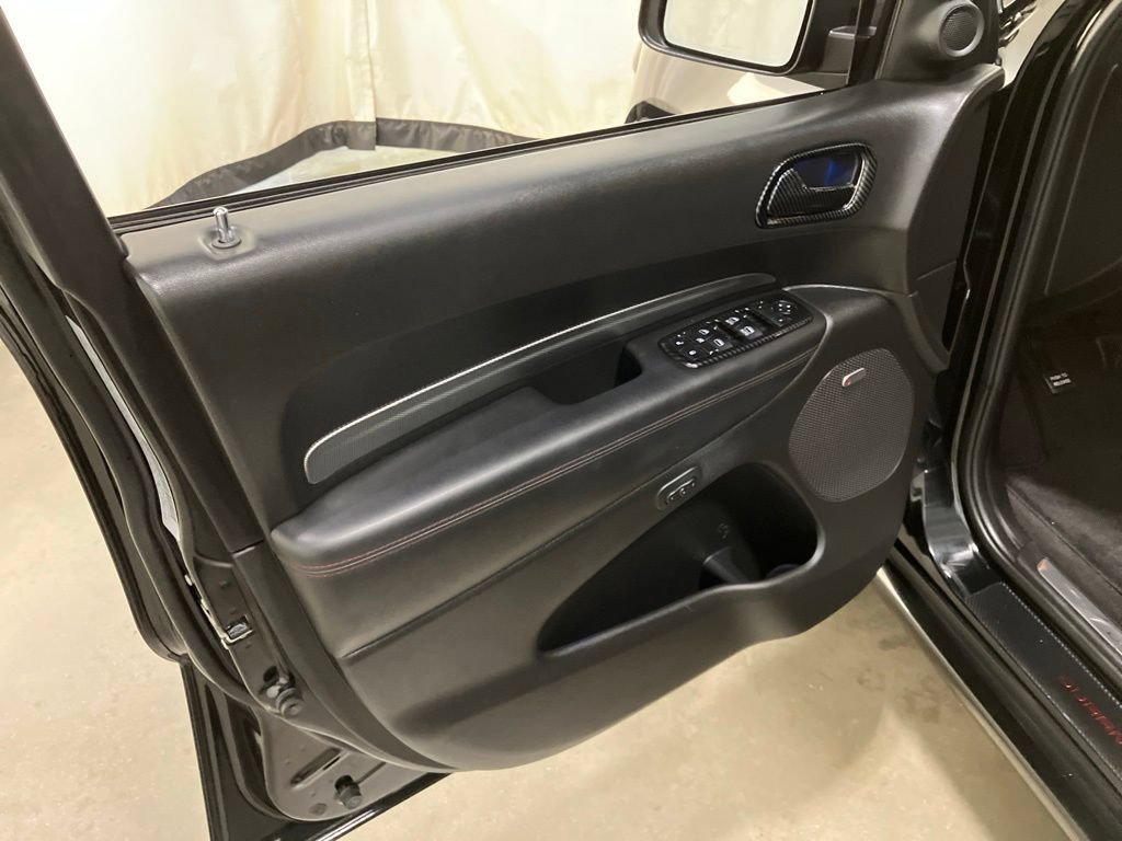Used 2018 DB Black Clearcoat Dodge R/T image 10