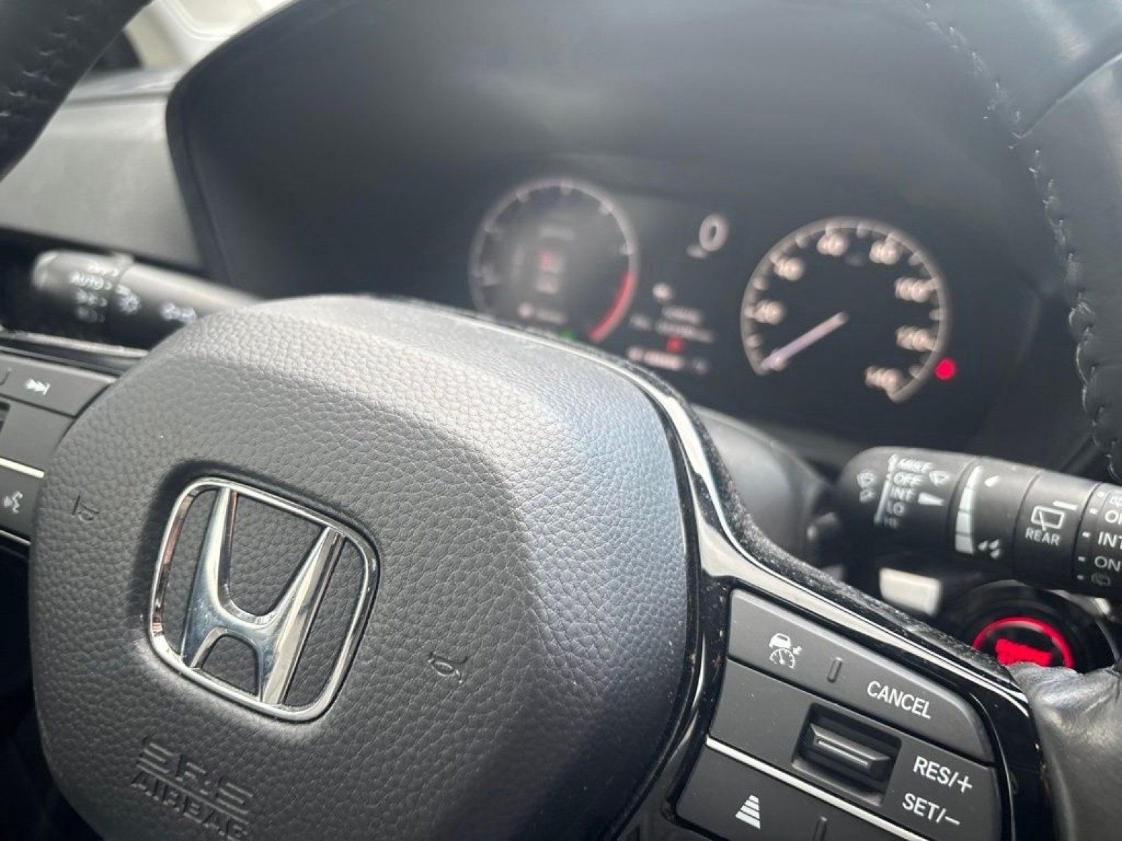 Certified Used 2024 Meteorite Gray Metallic Honda EX-L image 10