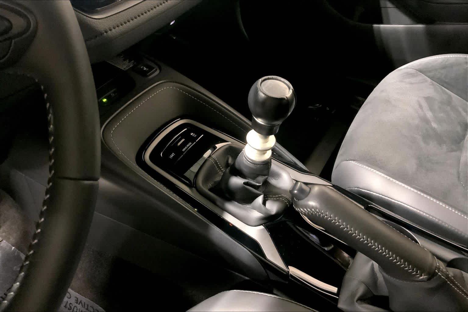 Used 2025 Ice Cap Toyota Premium image 33