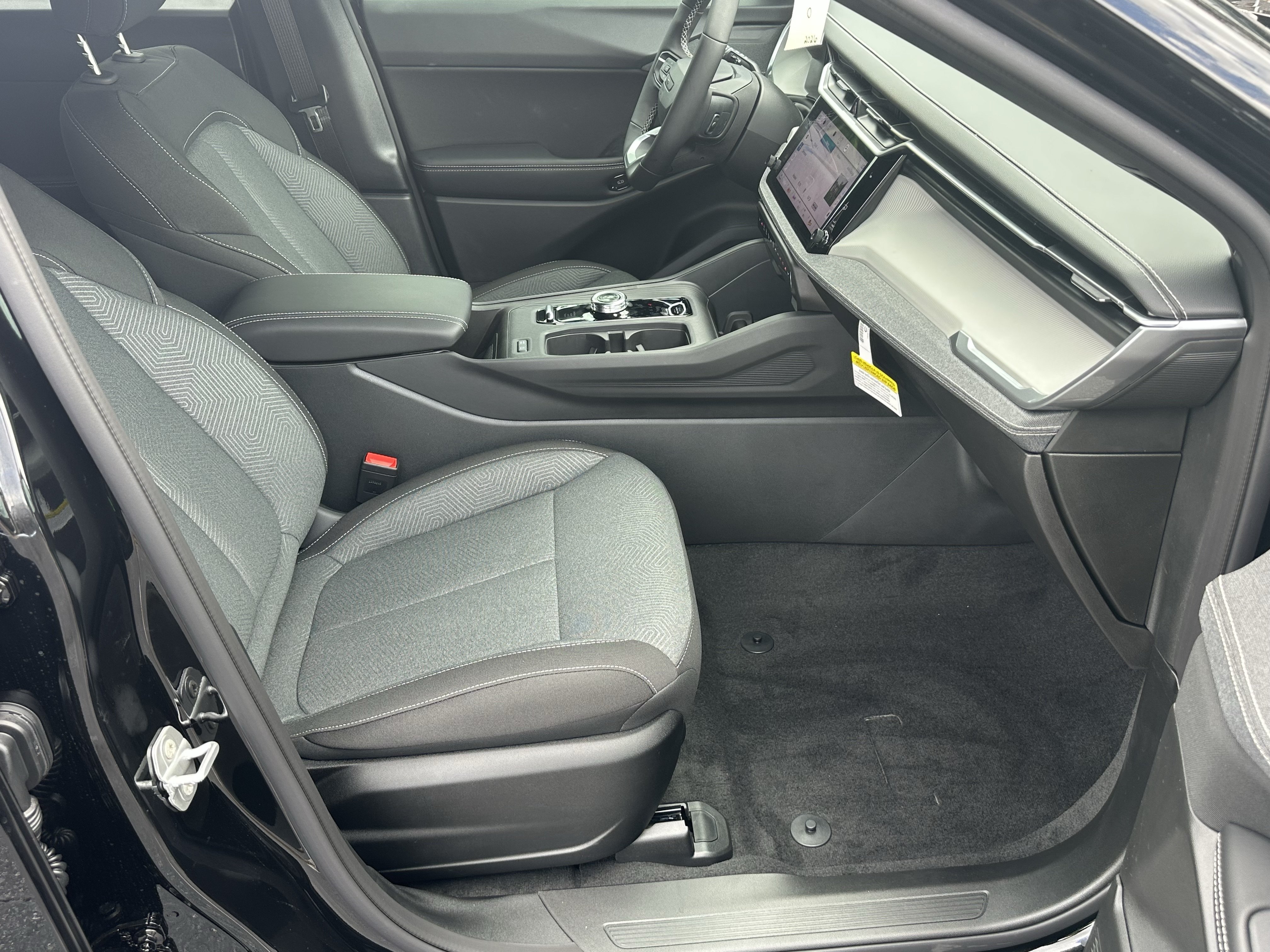 New 2026 Diamond Black Crystal Pearlcoat Jeep Laredo image 14