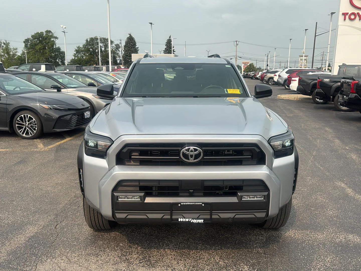 Used 2025 Cutting Edge Toyota SR5 image 2