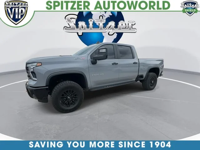 Used 2025 Gray Chevrolet ZR2 image 4