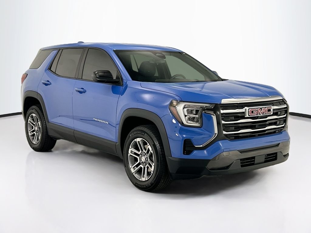 Used 2025 Rapids Metallic GMC Elevation image 3