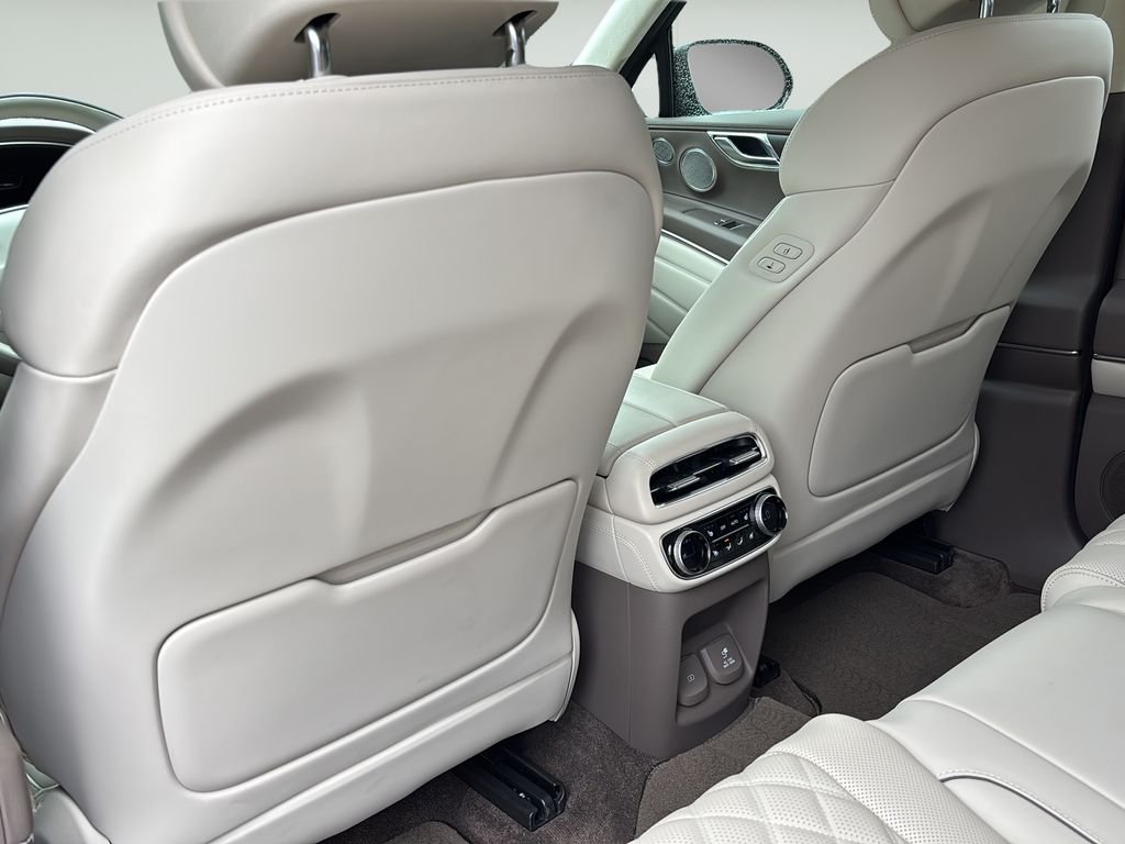 2024 GENESIS GV80 Standard - Photo 17
