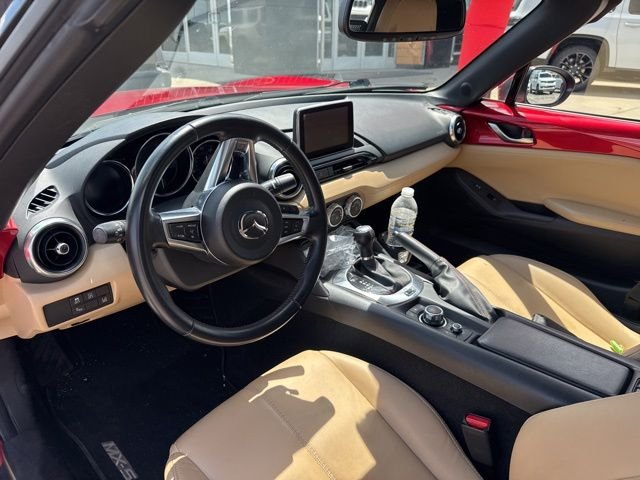 Used 2016 Red Mazda Grand Touring image 8