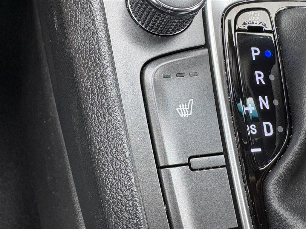 Certified Used 2023 Ecotronic Gray Hyundai Limited image 14