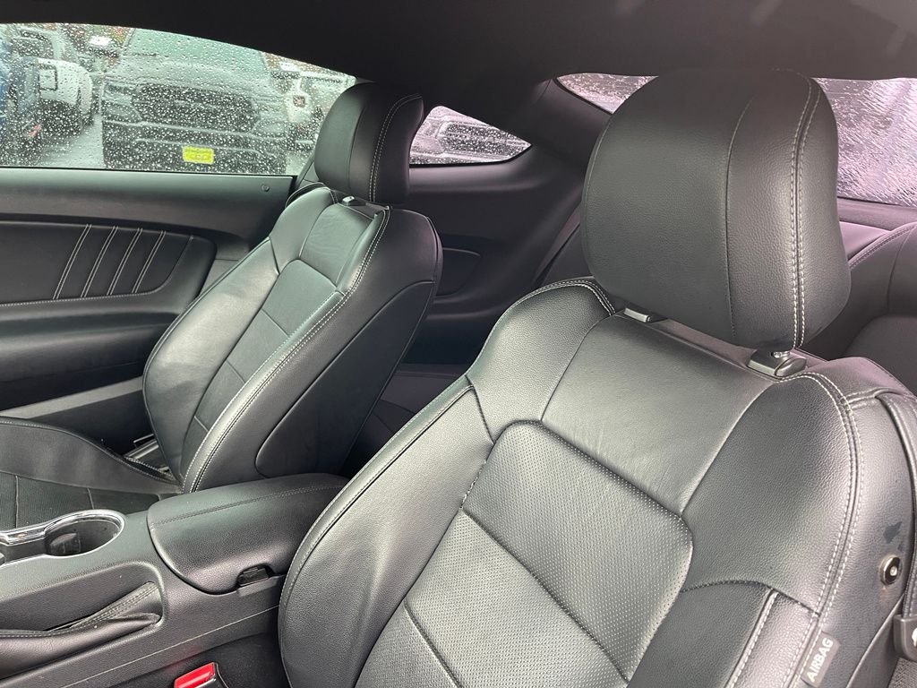 Used 2015 Black Ford GT Premium image 14