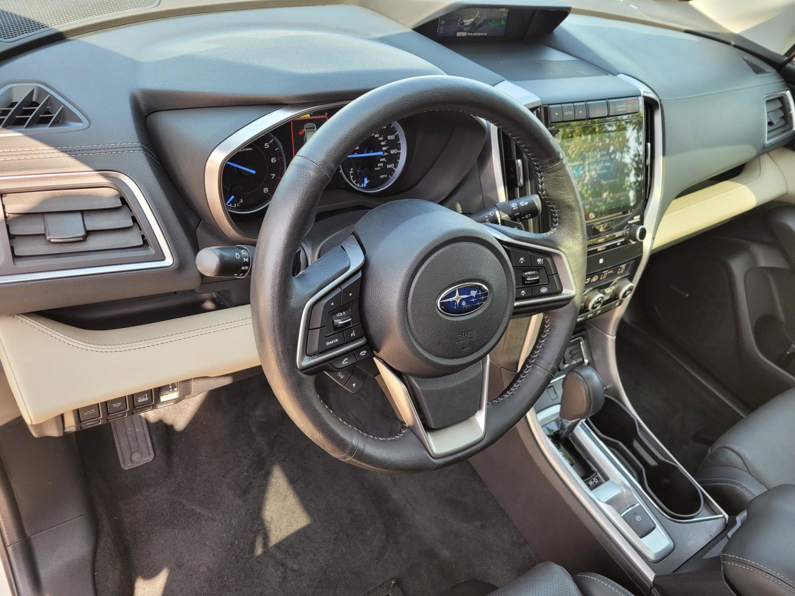 Used 2022 Crystal White Pearl Subaru Limited image 28