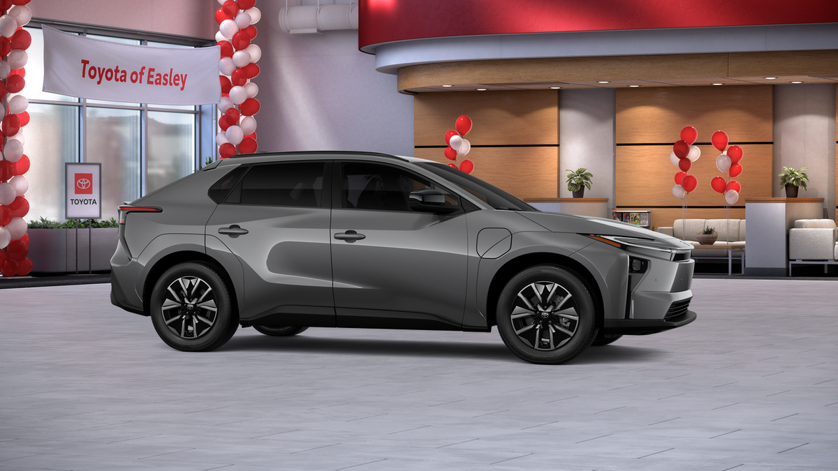 New 2026 Heavy Metal Toyota XLE image 42