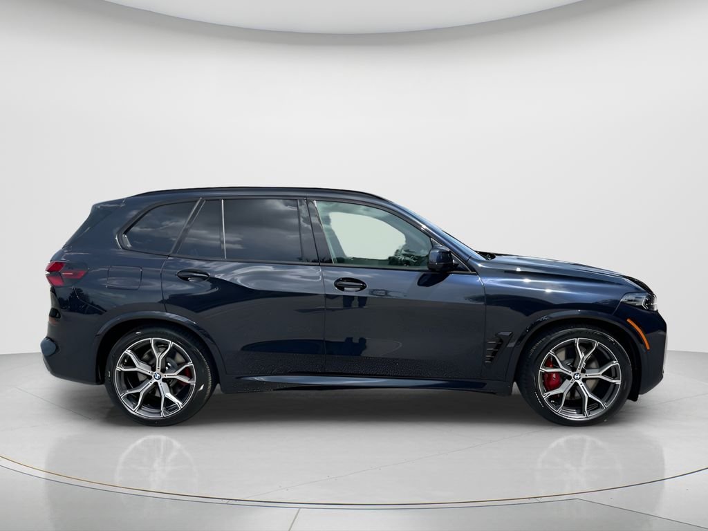 New 2026 Carbon Black Metallic BMW xDrive50e image 4