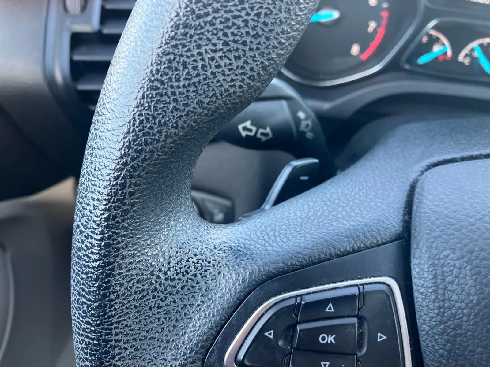 Used 2017 Magnetic Metallic Ford SE image 17
