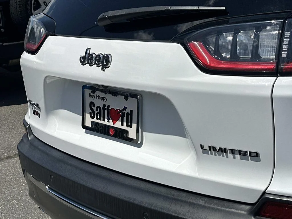 Used 2019 White Jeep Limited image 11