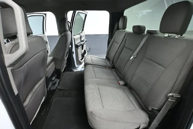 Used 2020 White Ford XLT image 28