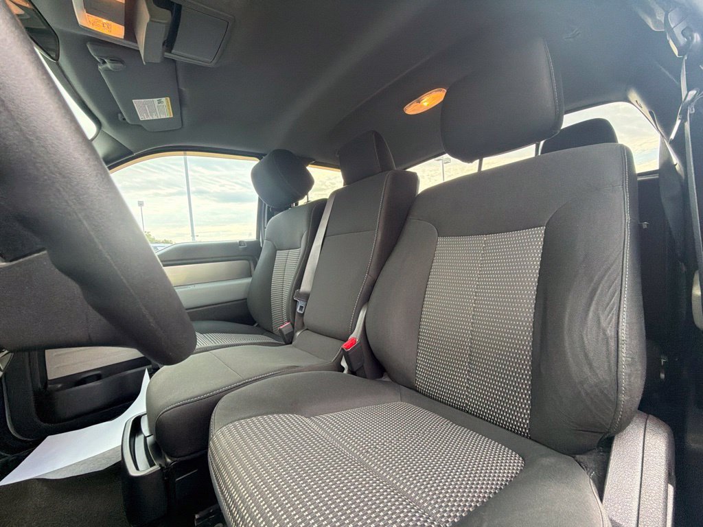 Used 2012 White Ford XLT image 21