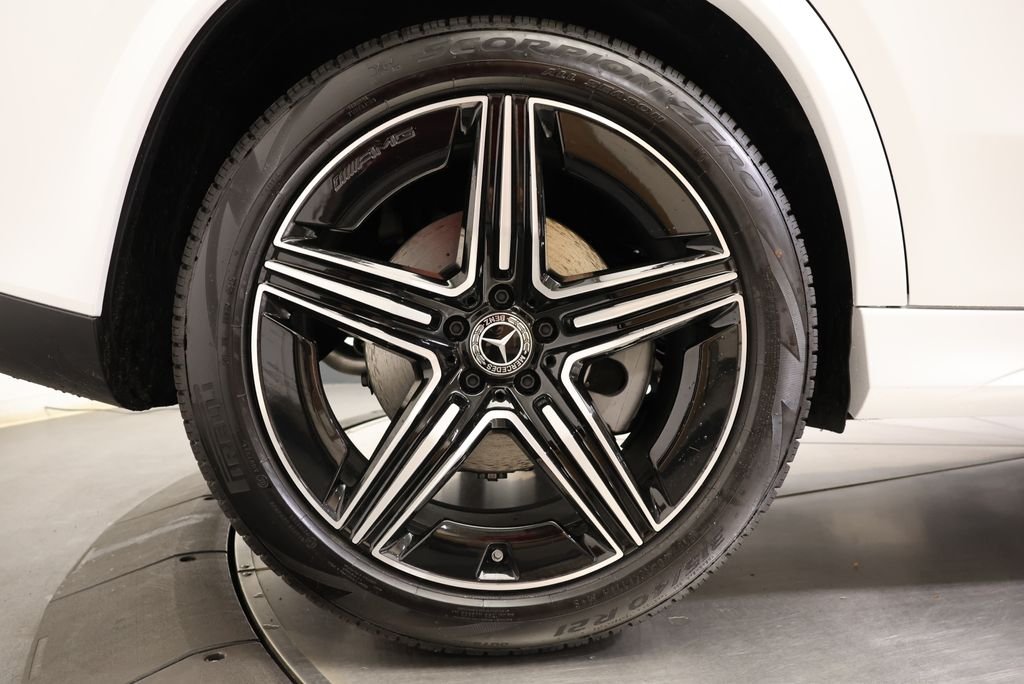 New 2026 MANUFAKTUR Moonlight White Magno Mercedes-Benz GLE 350 image 13