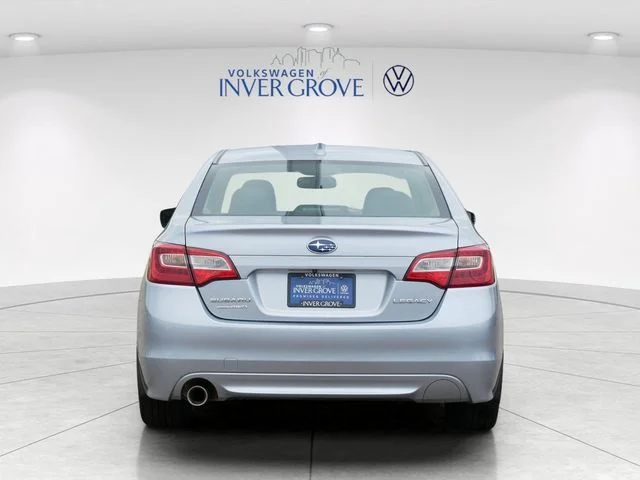 Used 2016 Silver Subaru 2.5i image 6