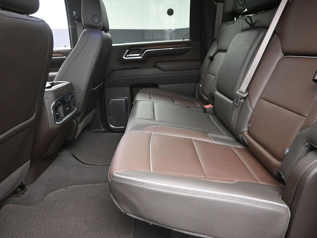 Used 2024 Silver GMC Denali image 12