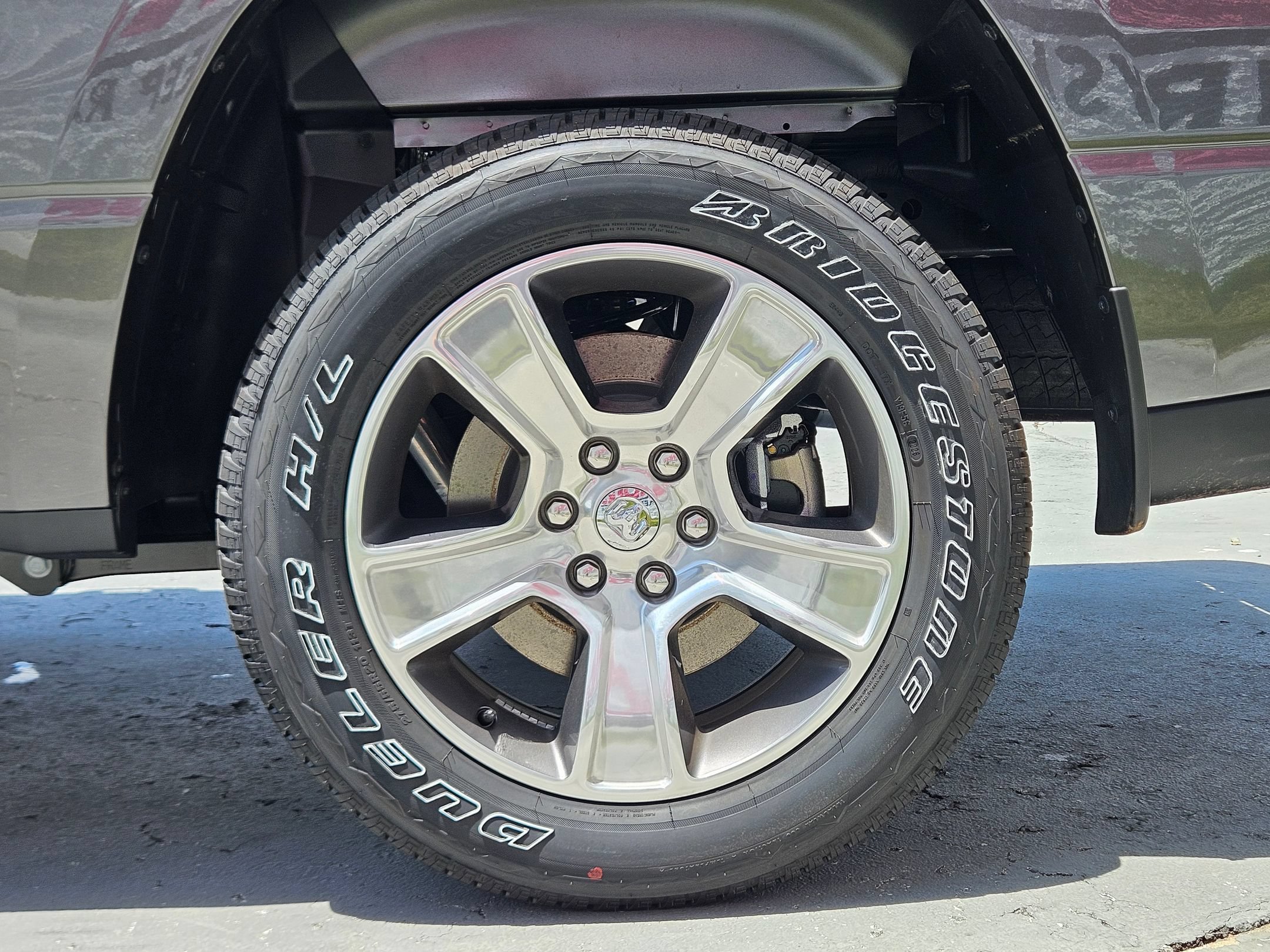New 2026 Granite Crystal Metallic Clear-Coat Exterior Paint RAM Express image 25
