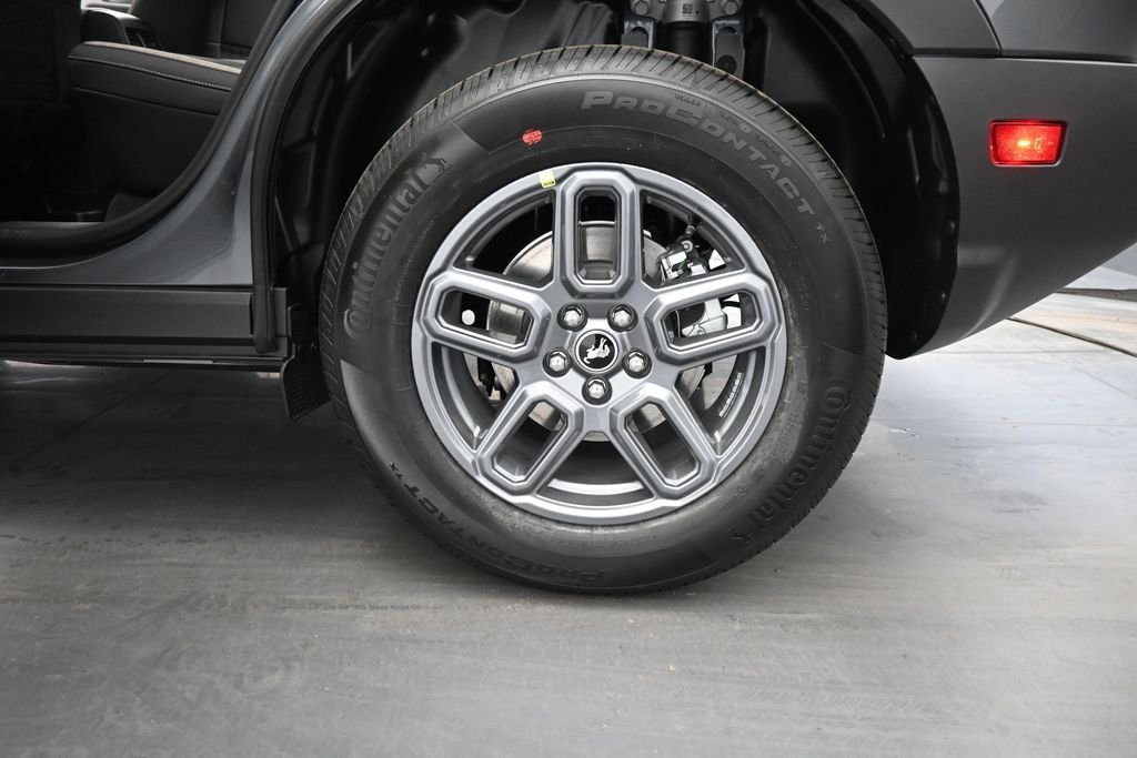 New 2026 Carbonized Gray Metallic Ford Big Bend image 19