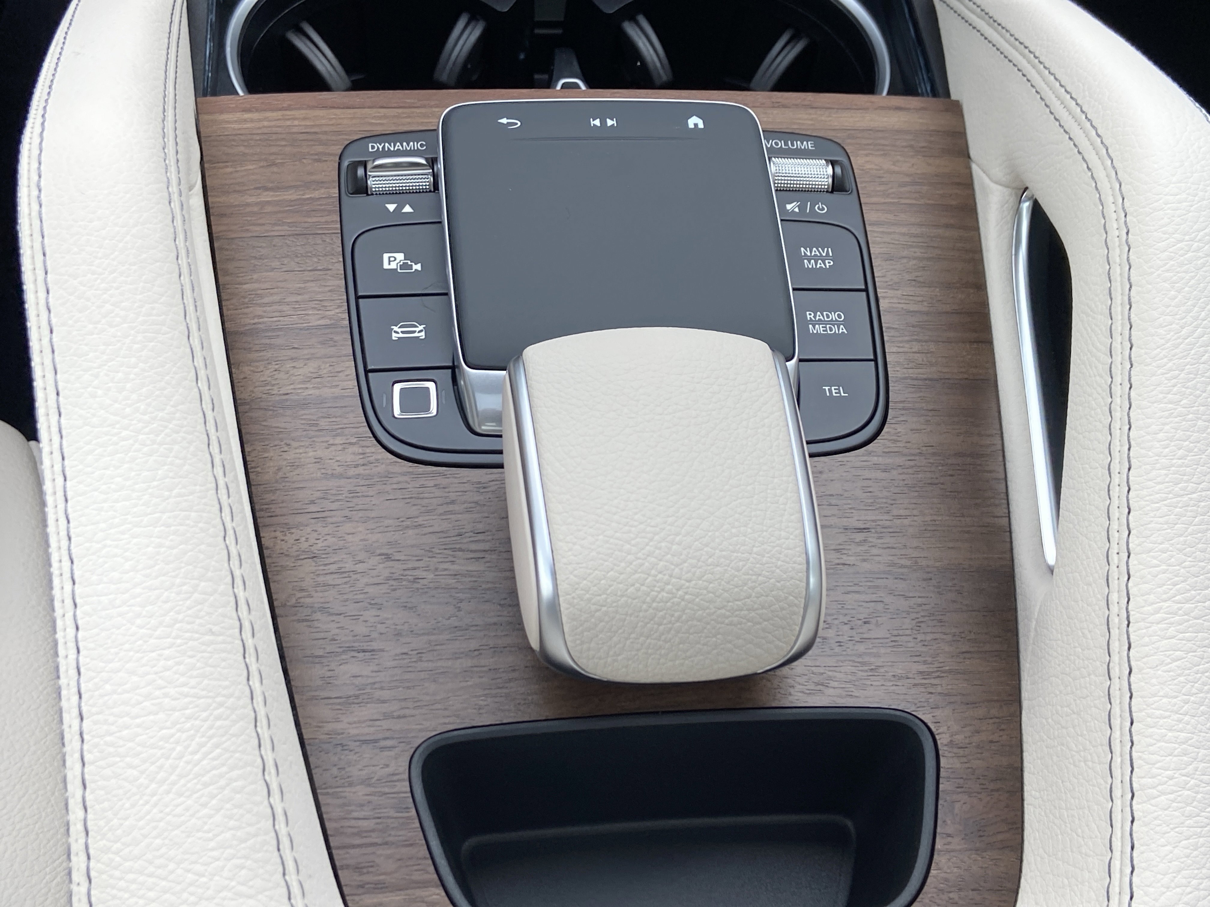 New 2026 Polar White Mercedes-Benz GLE 450 4MATIC® Coupe image 31