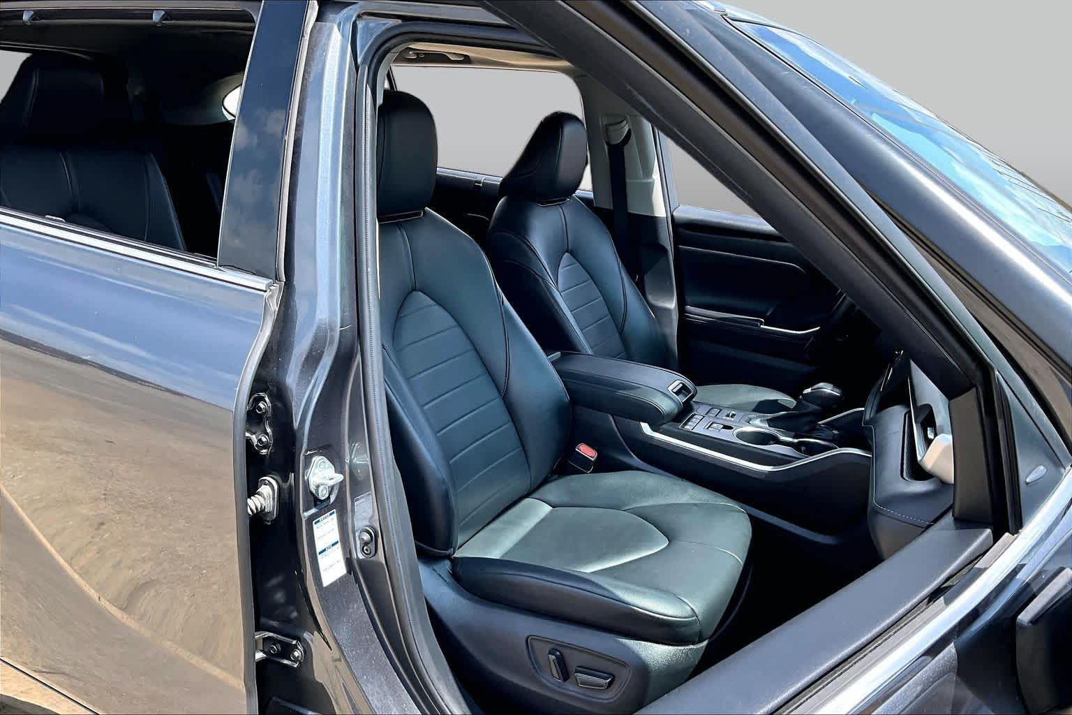 Used 2021 Magnetic Gray Metallic Toyota XLE image 9