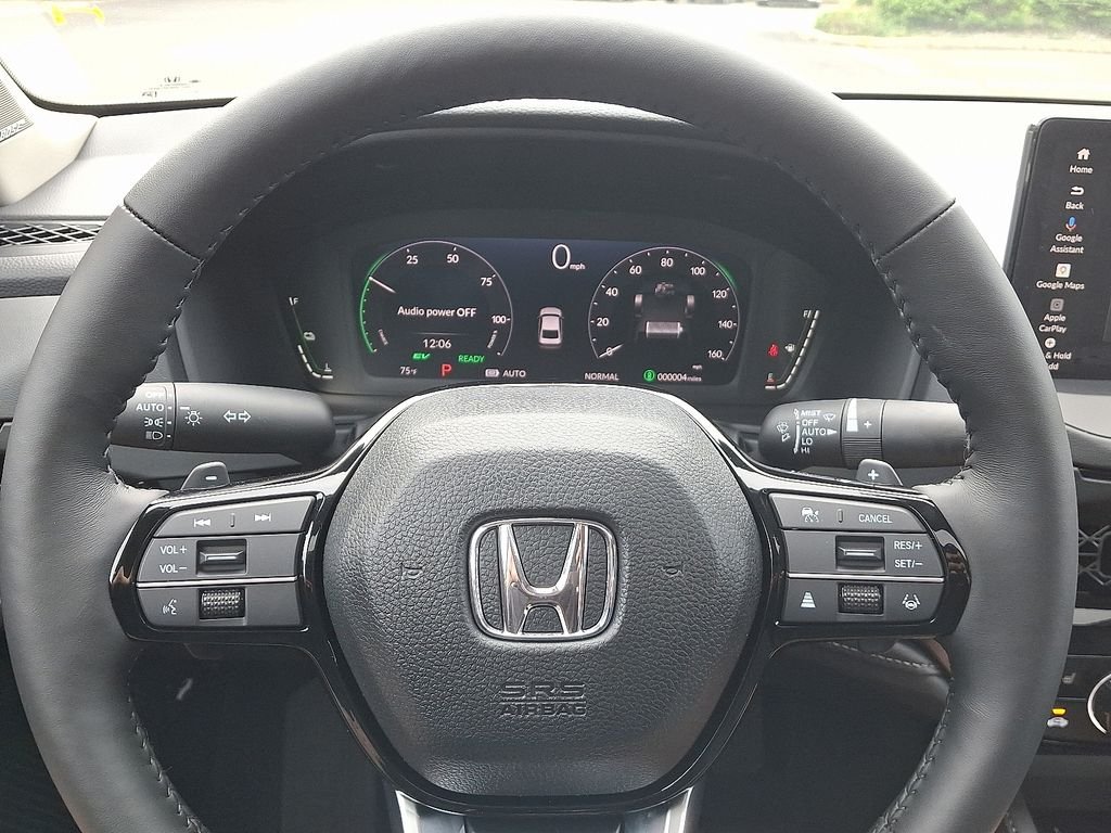 New 2026 Urban Gray Pearl Honda Touring Hybrid image 9