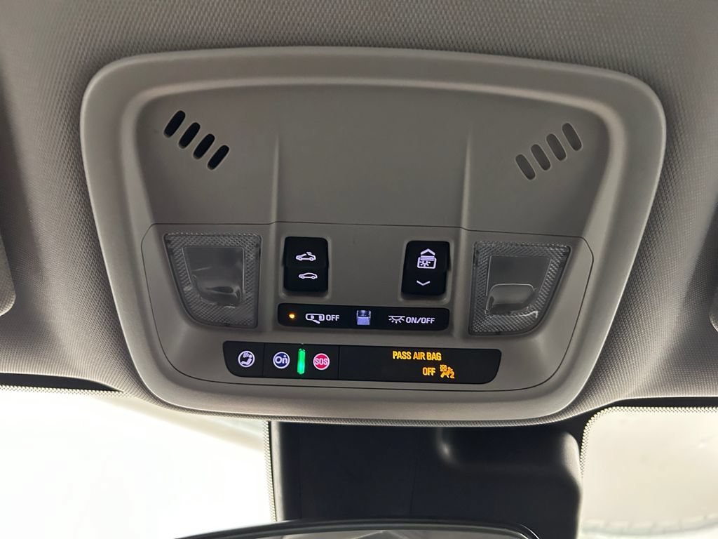 Used 2024 Summit White Chevrolet 1LT image 29