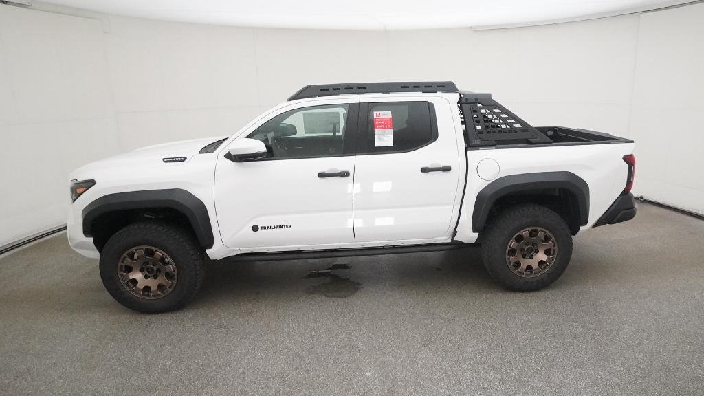 2025 Toyota Tacoma Trailhunter - Photo 9