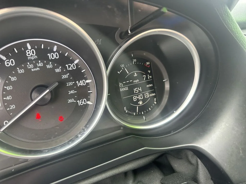 Used 2017 Silver Mazda Sport image 22