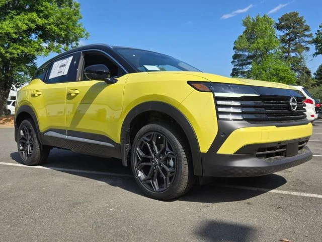 New 2026 Yuzu Yellow Metallic / Super Black Two-tone Nissan SR image 4