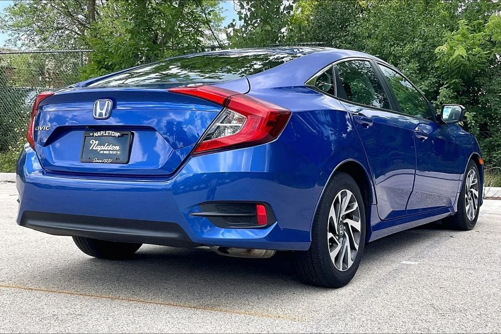Used 2016 Blue Honda EX image 13