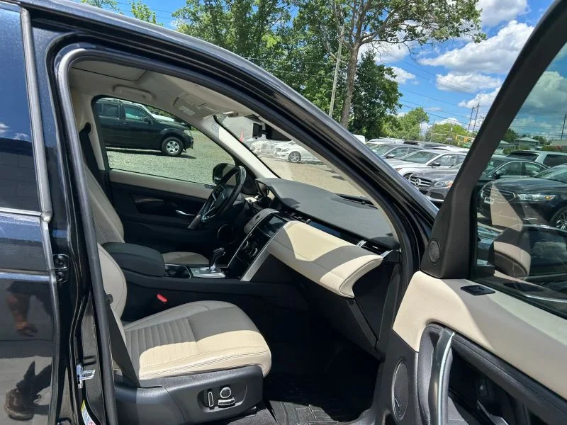 Used 2021 Black Land Rover S Sport Utility 4D image 21