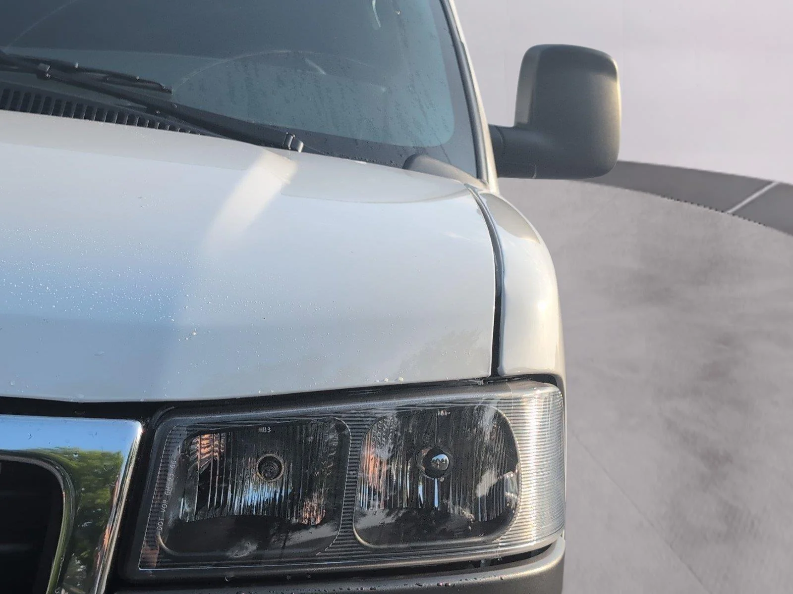 New 2026 Summit White GMC Work Van image 9