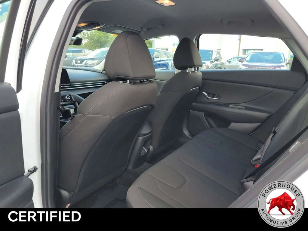 Used 2024 White Hyundai SEL image 14