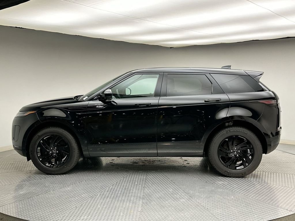 New 2026 Santorini Black Metallic Land Rover S image 2