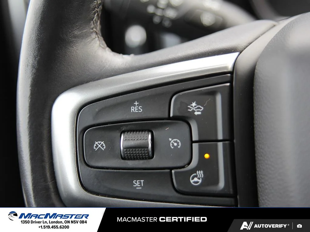 Used 2022  Chevrolet LTZ image 21
