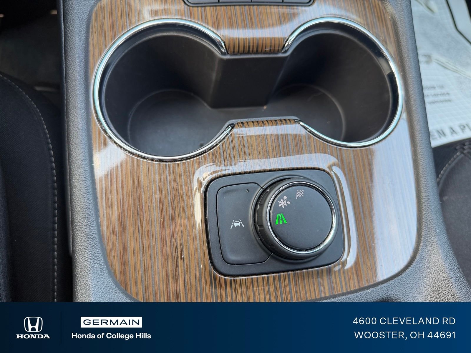 2023 GMC Acadia SLE - Photo 23