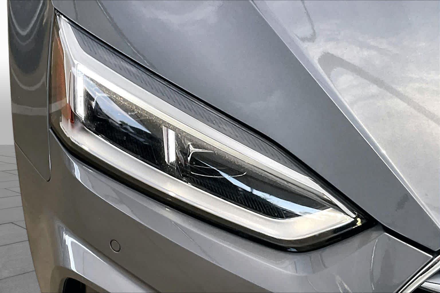 Used 2018 Monsoon Gray Metallic Audi Premium Plus image 28